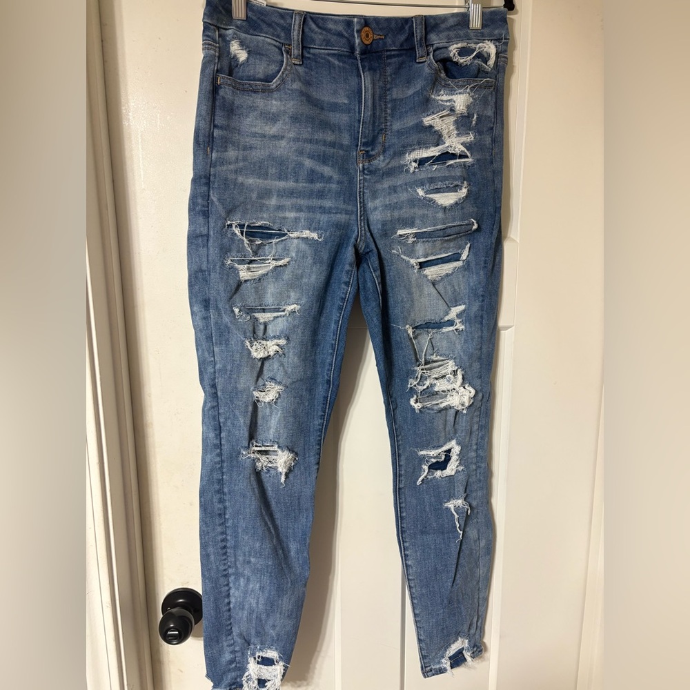 American Eagle Women’s Distressed Mid-Blue Ripped Jeans